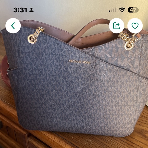 Beautiful Michael Kors purse - Picture 11 of 14